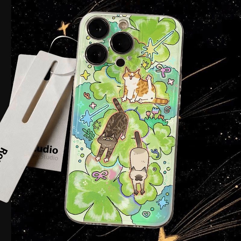 Four-leaf clover cat-themed iPhone 17 Pro Max phone case, minimalist style.