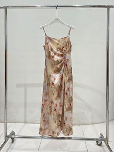 From Fan Zaoqiu's New French Elegant Floral Pleated Slim dress Women's Gentle Romantic Dress 83210