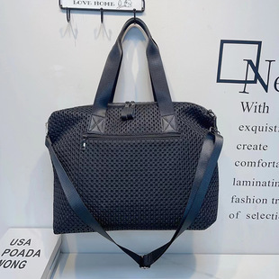 Korean style fashionable large nylon shoulder bag lightweight simple tote bag versatile short-distance luggage bag casual commuter bag