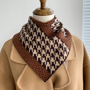 Lazy Triangle Scarf Women's De Velvet Houndstooth Scarf Fashionable Autumn and Winter Neck Protection Men's Warm All-match Collar