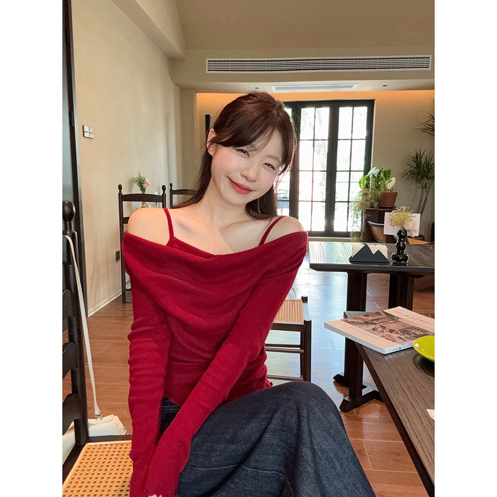 2025 New Autum Design Stitching Bell Sleeve Off-Shoulder Long-Sleeved T-Shirt Women's One-Shoulder Top Bottoming Shirt