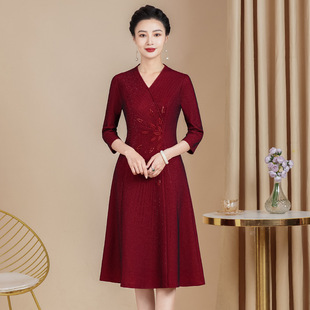 2024 autumn high-end mother wedding dress small young noble happy mother-in-law wedding dress cheongsam dress