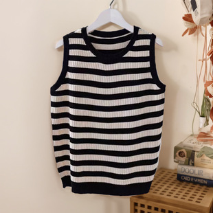plus size Women's Summer Wear Slimming Belly Covering Thin Knitted Striped Sleeveless Camisole Top for Chubby Girls