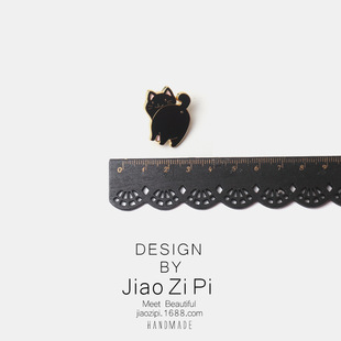 Japanese Style Fresh Princess Cute Cartoon Black and White Cat Brooch Couple Harajuku Pair of Pin Badge Brooch Clothes