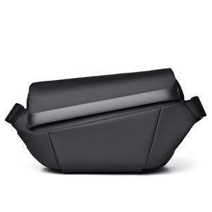 Shoulder messenger bag men's large capacity fashion brand motorcycle chest bag shoulder bag magnetic suction buckle backpack men's riding cross bag