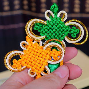 Chinese Knot Phnom Penh Hand-painted Facial Mask Chinese Knot Pendant for Study Abroad Accompanying Gift Unit Meeting Features Small Gifts