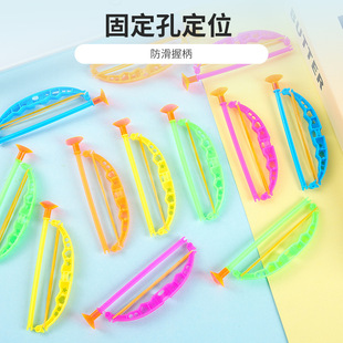 Mini Bow and Arrow to Push Small Gift Plastic Bow and Arrow Simulation Shooting Bow and Arrow Hot Selling Educational Small Gift Toys for Children