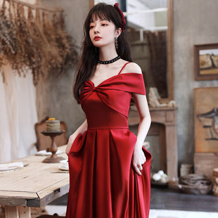 Red Toasting Dress Bride 2024 New Spring Sling Little Man Engagement Dress Vintage Velvet Evening Dress