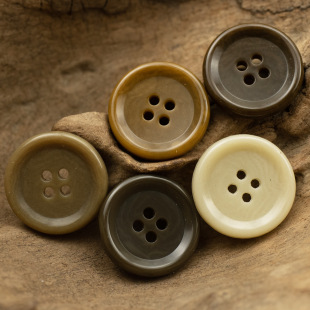 All-match round beige imitation fruit pattern suit sweater urea buckle autumn and winter coffee brown cashmere coat button