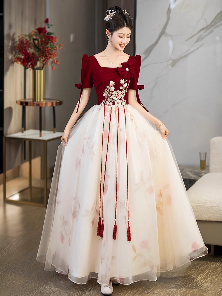 Plus-Size Toast Dress for Bride 2026 Spring/Summer New Style Wedding Thank-You Banquet Red Velvet Long-Sleeve Engagement Dress for Women