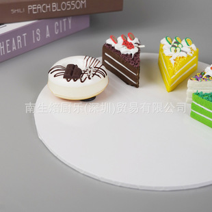 Baking Kitchen Music Black Glossy Cake Base 3mm Thick Round Factory Baking Cake Gasket Support Wholesale