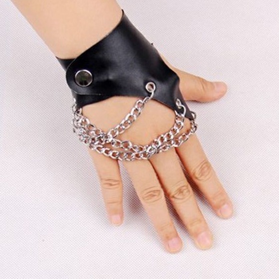Summer hollow-out half Palm half finger gloves fashion punk hip hop rivet chain motorcycle Gothic style cool performance hand