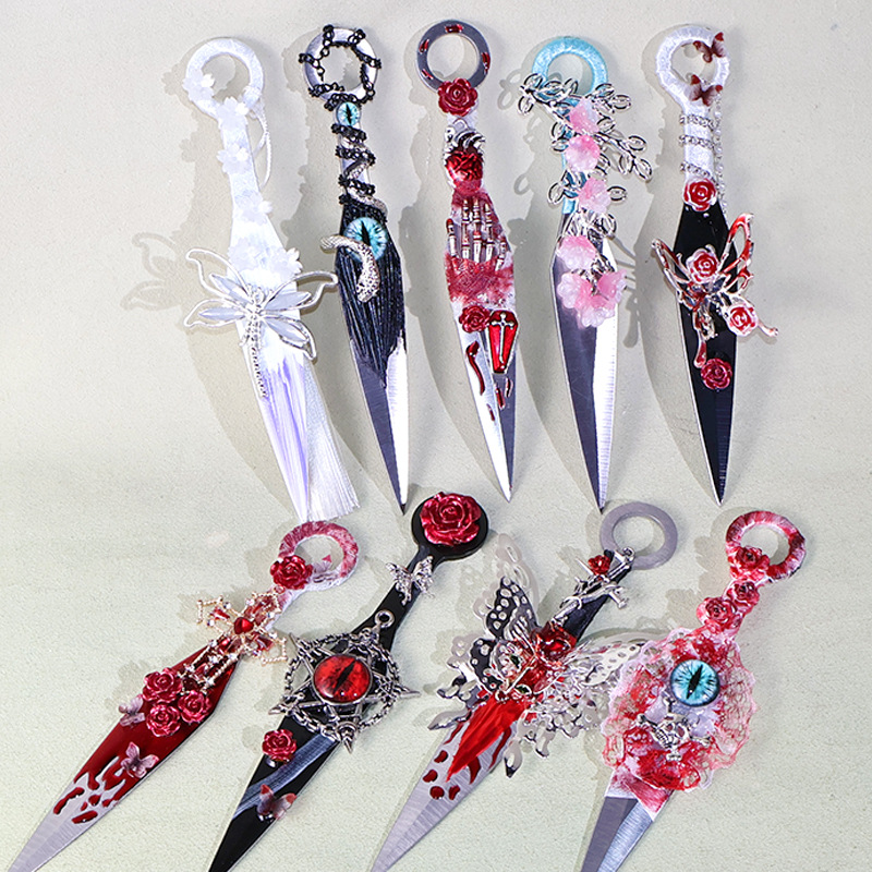 High-Quality Kunai with a High Aesthetic Value, Ins-Style Gothic Dark Kunai Finished Product, DIY Unboxing Props and Ornaments