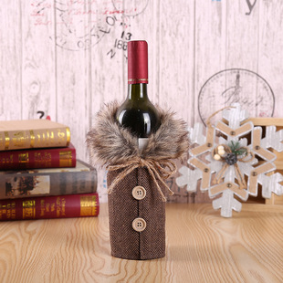 Christmas decorations wine bottle set knitted old man scarf hat wine bottle cap snowman wine set restaurant layout