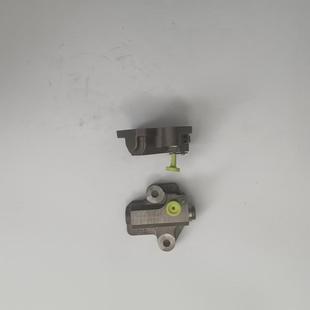 Tensioner Manufacturer Ready Stock 244102 B700 Is Suitable for Hyundai Kia Tucson Engine Chain Tensioner