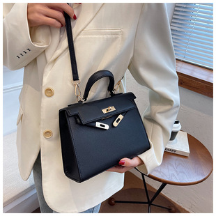 Cross-Border New Handbag Women's Retro Versatile Kelly Bag Casual Versatile Shoulder Bag Crossbody Bag Small Square Bag