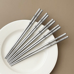 Cartoon 304 stainless steel chopsticks food grade high temperature resistant non-slip mildew-proof household square chopsticks gift box can be laser