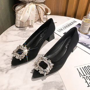 New Spring and Autumn pointed toe low heel single-layer shoes women's commuter women's shoes low mouth rhinestone square buckle not tired feet chunky heel shoes