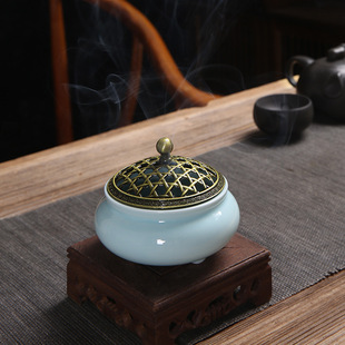Factory wholesale Dehua ceramic incense burner home decoration ice crack coarse pottery glaze cover anti-scalding three-legged incense burner