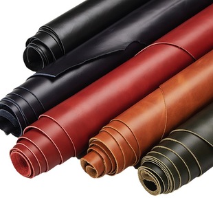 Factory supply retro wind oil wax head layer cowhide two-color light color leather luggage strap mobile phone case leather