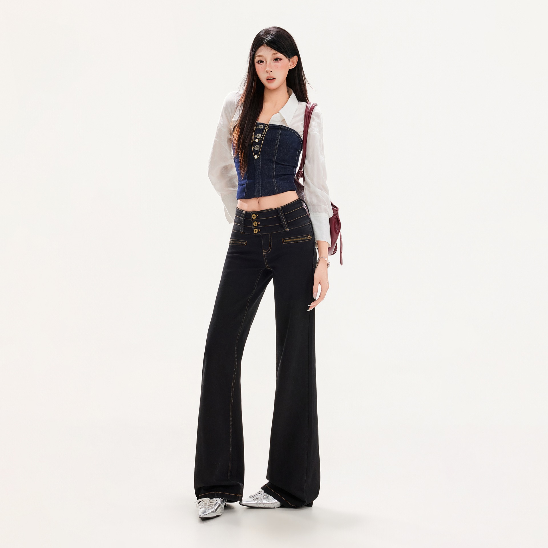 Women's flared jeans, American style, trendy, with three buttons, loose fit, black, long length, suitable for school, versatile
