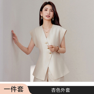 Summer Dress with a Set of Age-reducing Fashion Light Luxury Elegant suit Women's Tight Waist Slimming Top Shorts Two-piece Thin
