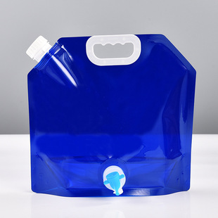 Travel outdoor portable folding water bag with valve with lift plastic portable thick large capacity water storage bag wholesale