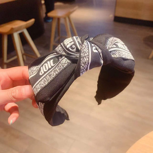 Korean Dongdaemun Letter Fabric Pressing Temperament Fashion Bow Wide-brimmed Headband Fashionable Simple Headband Women's Style
