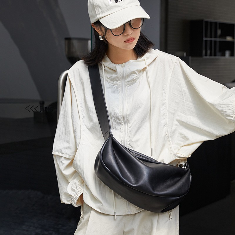 Niche Vintage Soft Dumpling Bag Crossbody Bag High-end Underarm Bag Casual Wide Shoulder Bag Women's Tote Bag