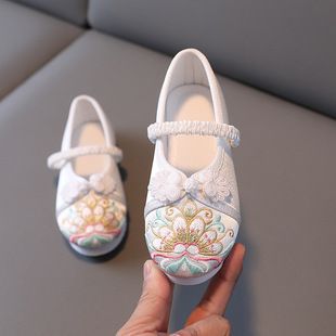 Hanfu shoes girls embroidered shoes Chinese style ancient costume table performance shoes children's old Beijing cloth shoes a generation of hair
