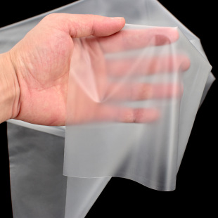 Shampoo Waterproof Shawl for Perm and Dyeing, Isolation and Anti-Penetration, Silicone Material Recycling Shawl for Hair Salon Shampooing