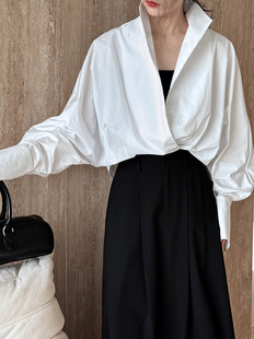 Luxi profile stacked stand collar deep V-neck white shirt Women's lazy batwing sleeve elegant large commuter shirt 9618