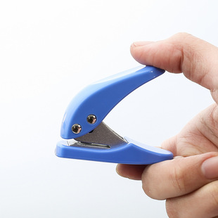 0111 single hole punching machine mini manual round hole punching machine stationery A4 paper file punching device