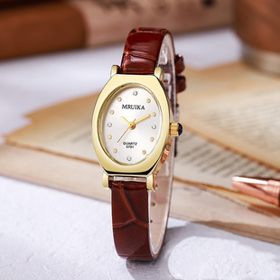 New Retro Women's Belt Watch Women's Fashion Simple Oval Small Dial Temperament Antique Exquisite Quartz Watch