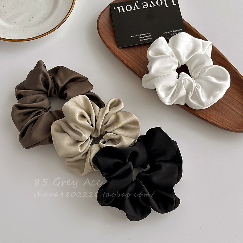 Super quality satin scrunchie for women, durable, simple and suitable for students, elastic hair tie for styling hair