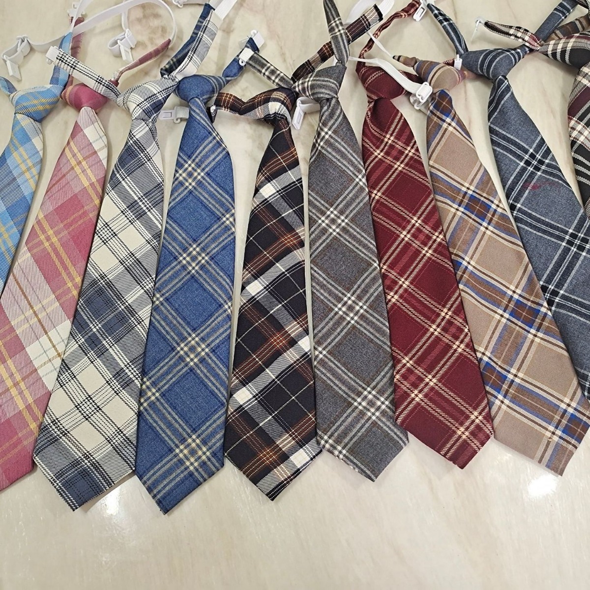 Jk Plaid Tie, Girl's Thoughts, Floating Moon, Raspberry Black Tea, Shinigawa, Hawthorn, Shikanen Red