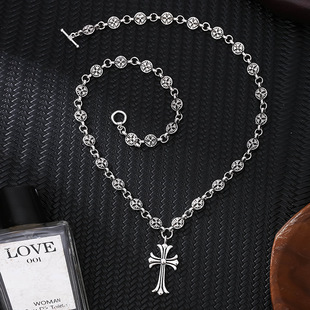 European and American Cross Necklace Jewelry Punk Men's and Women's Vintage Necklace Personality Cast Croix Star Pendant Pendant