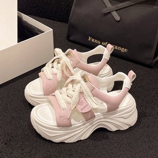Exquisite materials, exquisite workmanship, showing a high quality sandal experience. One-word Buckle Lotion