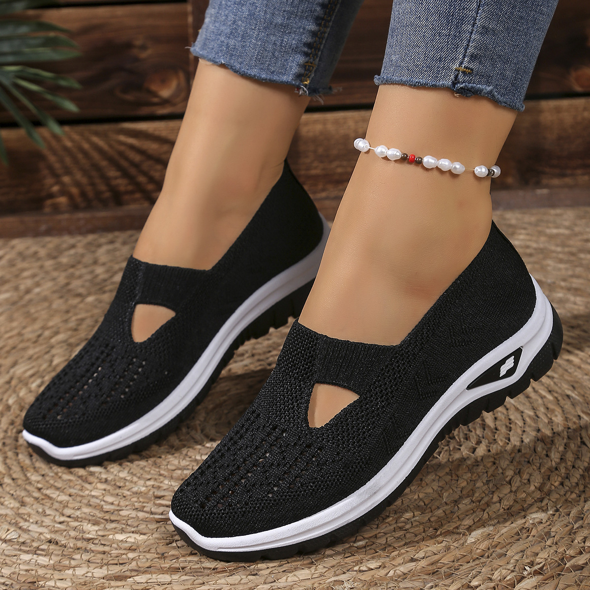 TEMU Plus Size zamonaviy, nafas oluvchi Flyknit to'rli qulay kundalik poyabzallar, eksport uchun transchegaraviy sirpanuvchi ona poyabzallari