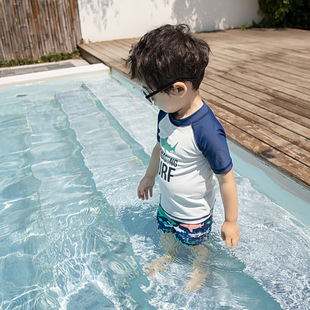 Children's Swimwear Boys' Small Middle and Large Children Korean Split Long Sleeve Sun-proof Quick-drying Baby Boys Swimming Trunks Swimsuit Trendy