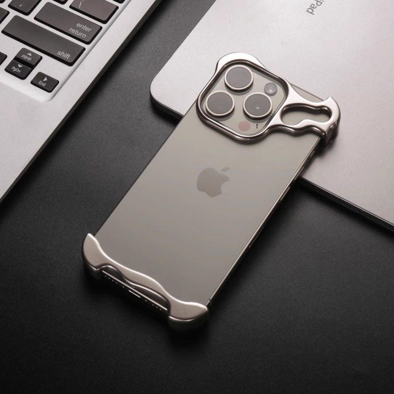 Metal Creative Phone Case with Hollow Design and Frameless Style Suitable for iPhone 18 Pro, Apple 17 Protective Cover