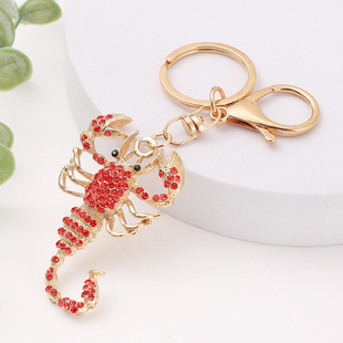 Cross-border wholesale small scorpion crystal keychain small pendant creative metal rhinestone backpack accessories jewelry small gifts