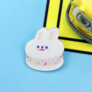 ins cute Japanese creative acrylic brooch cartoon cute rabbit badge pendant girl bag accessories pin