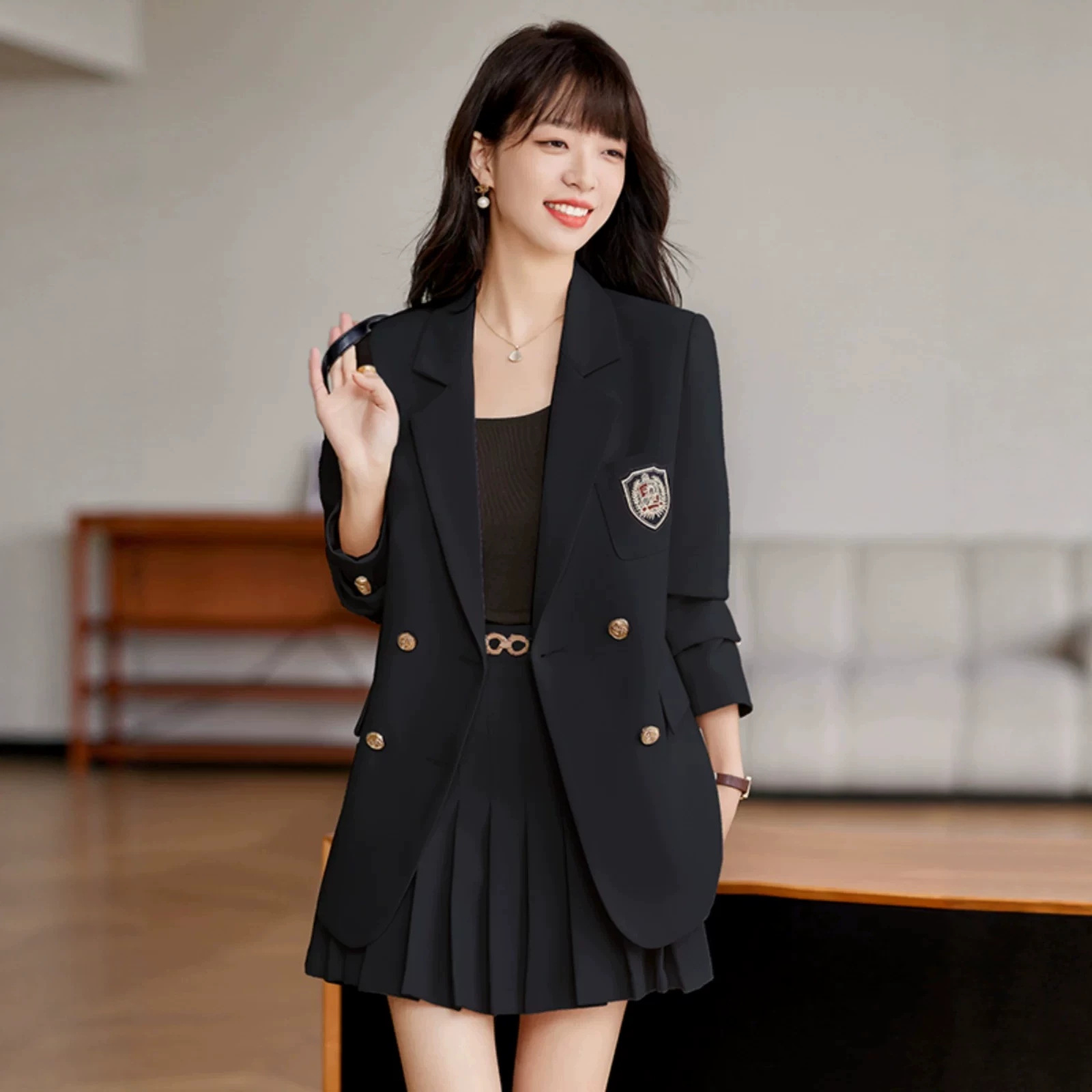 Casual Suit Set for Women, Spring 2026 New Style, Petite Size, Age-Reducing, Stylish, Fashionable, High-End, College Style, Two-Piece Set