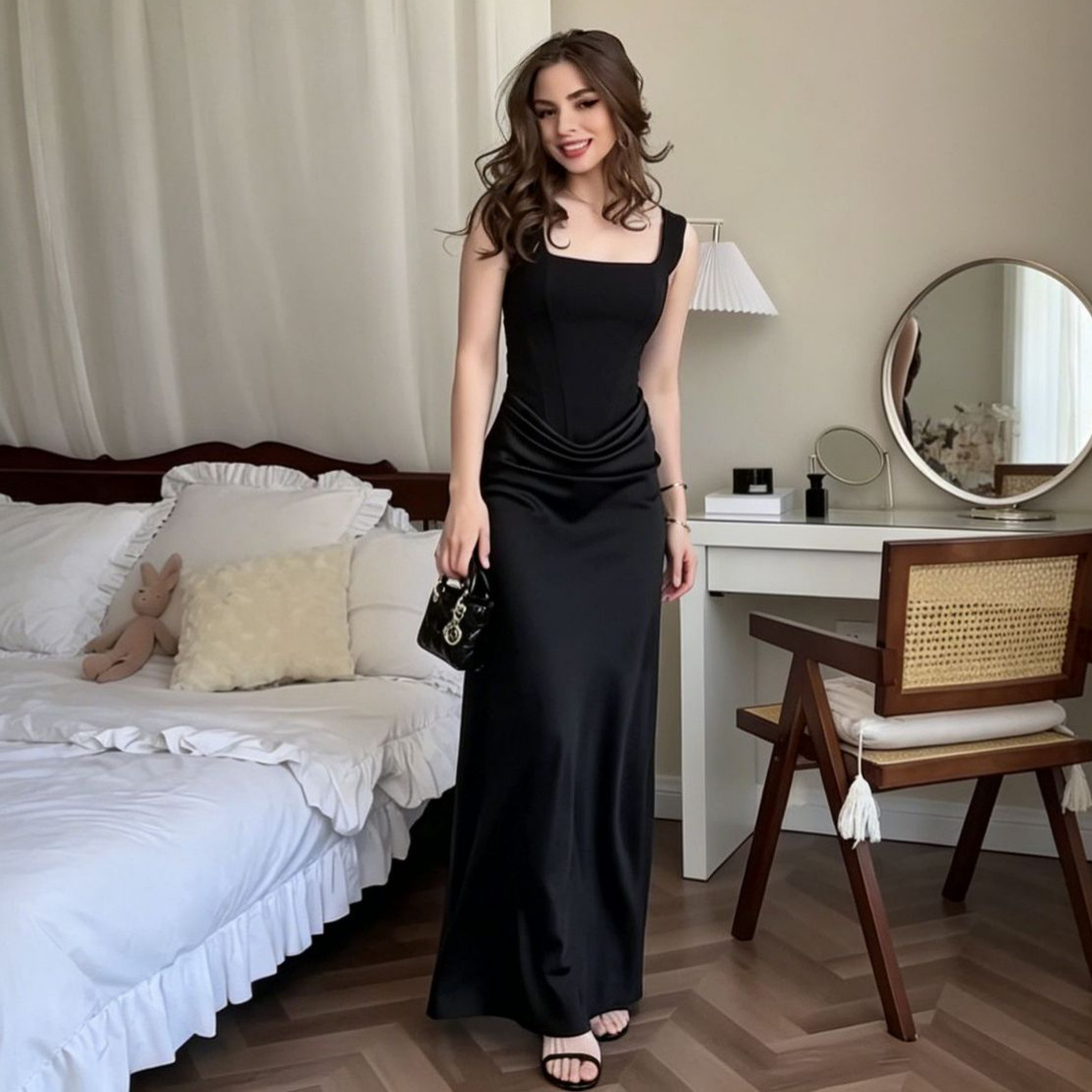 Amazon's New 2026 Summer European and American Fashion Celebrity Sexy Evening Dress with Straps, Bodycon, Ruched, Mature Style Dress