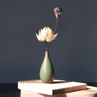 Wholesale Jingdezhen Retro Vase Green Dried Flower Flower Home Decoration New Chinese Zen Ceramic Ornaments