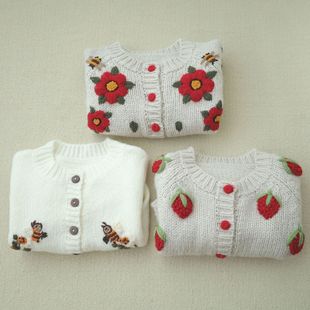 Real Shot of In-Stock Jinrui Children's Clothing Russian Hand-Embroidered Style Sweater for Older Children, Autumn and Winter Small Red Flower Handmade Knitted Sweater