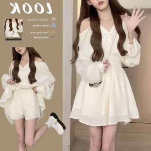 Spring Gentle Wear Women's 2025 New Korean-style Design Sense Off-shoulder Slimming Top All-match Shorts Two-piece Set