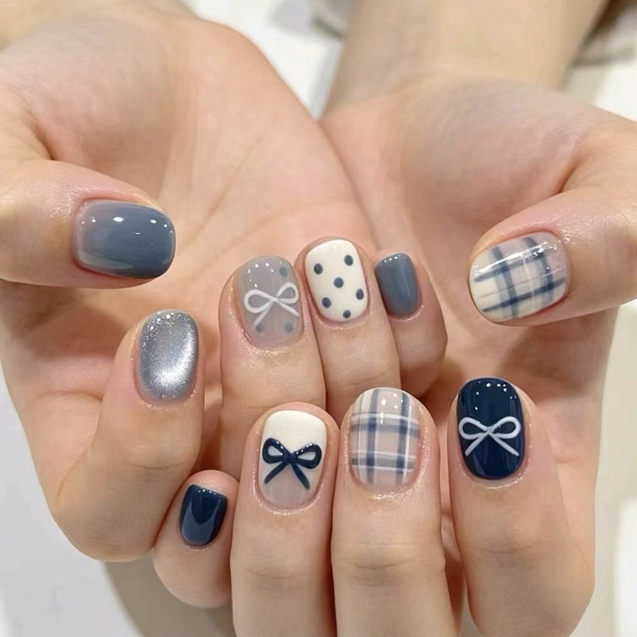 Academy British-style plaid bowknot press-on nails, gentle and simple, beautiful fake nail patches, direct wholesale from factory