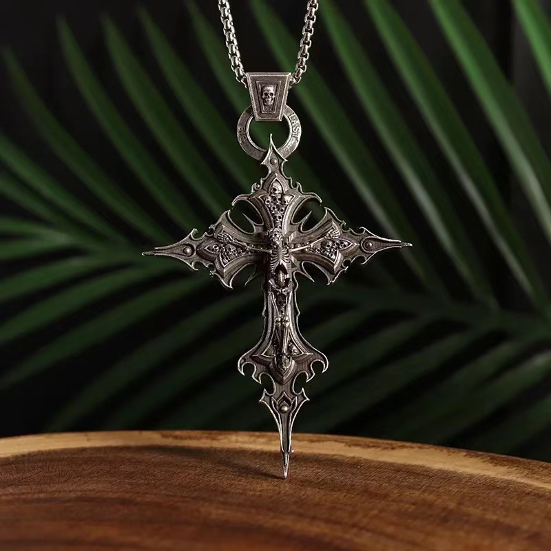 Amazon Cross-Border Personalized Retro Gothic Cross Skull Pendant Necklace European and American Fashion Exaggerated Jewelry